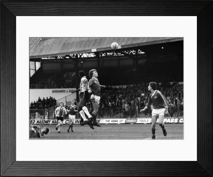 Framed Print : Sheffield United 2 v. Millwall 1. Division Three Football. March 1981 MF02-09-001 Framed Print : Sheffield United 2 v. Millwall 1. Division Three Football. March 1981 MF02-09-001