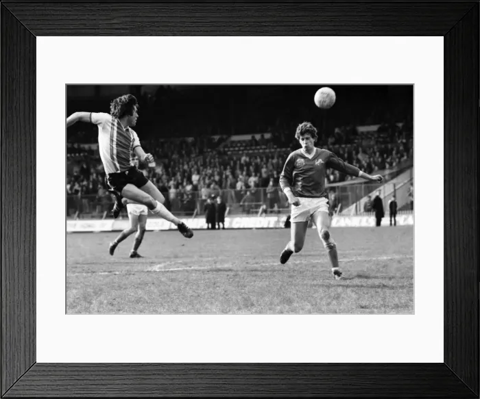 Framed Print : Sheffield United 2 v. Millwall 1. Division Three Football. March 1981 MF02-09-004 Framed Print : Sheffield United 2 v. Millwall 1. Division Three Football. March 1981 MF02-09-004