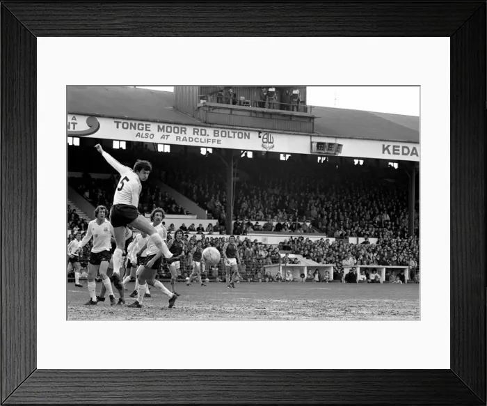 Framed Print : Bolton Wanderers 1 v. West Ham 1. Division Two Football. March 1981 MF02-08-005 Framed Print : Bolton Wanderers 1 v. West Ham 1. Division Two Football. March 1981 MF02-08-005