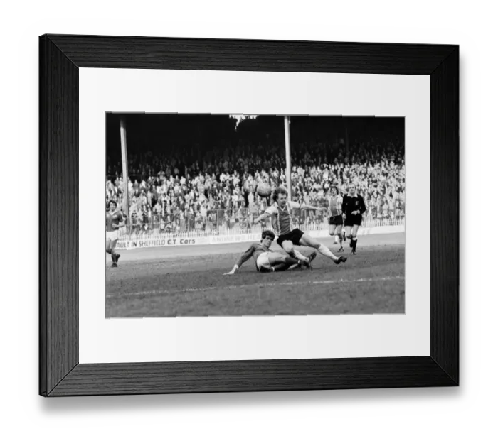 Framed Print : Sheffield United 2 v. Millwall 1. Division Three Football. March 1981 MF02-09-024