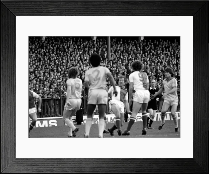 Framed Print : Blackburn Rovers 0 v. Notts. County 0. March 1981 MF02-07-017