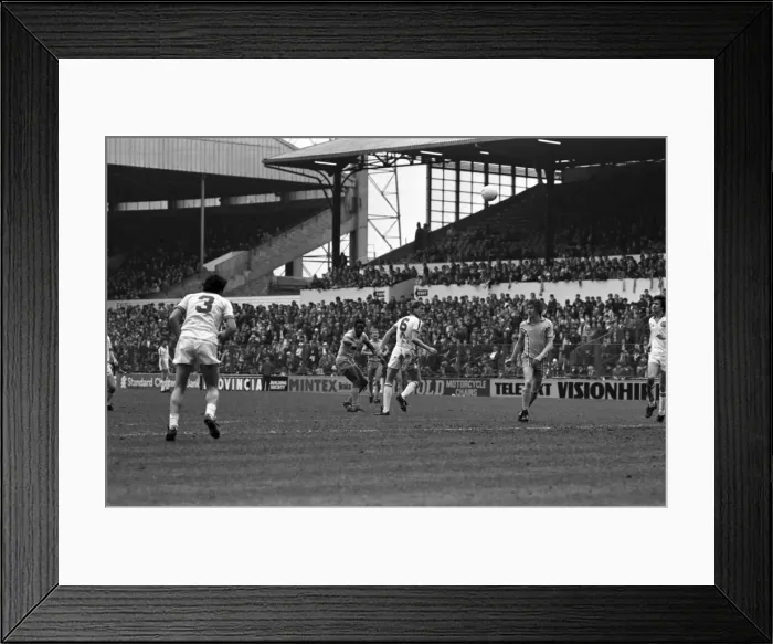 Framed Print : Leeds United 3 v. Coventry 0. Division 1 Football. April 1981 MF02-11-038 Framed Print : Leeds United 3 v. Coventry 0. Division 1 Football. April 1981 MF02-11-038