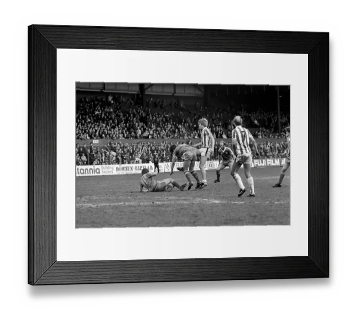 Framed Print : Stoke City 0 v. Birmingham City 0. Division One Football. March 1981 MF02-10-015 Framed Print : Stoke City 0 v. Birmingham City 0. Division One Football. March 1981 MF02-10-015