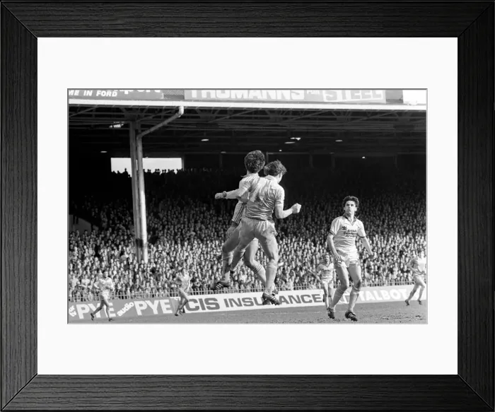 Framed Print : Manchester City 1 v. Brighton and Hove Albion 1. March 1981 MF02-06-029