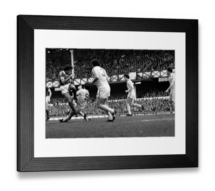 Framed Print : Everton 1 v. Leeds United 2. Division One Football. March 1981 MF01-44-025
