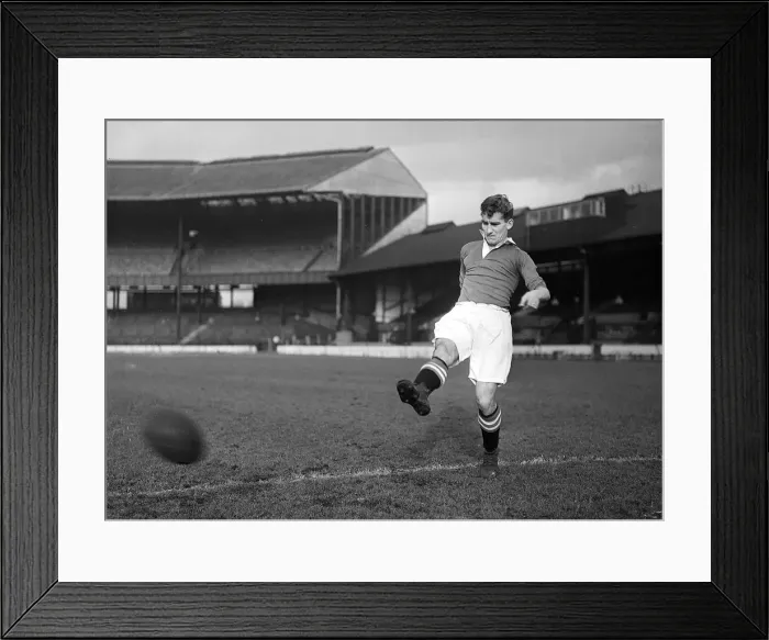 Framed Print : Bentley Chelsea FC Circa December 1946 - January 1947 Framed Print : Bentley Chelsea FC Circa December 1946 - January 1947