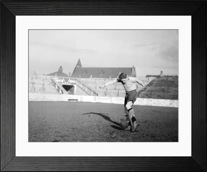 Framed Print : Walsh Manchester City FC Circa December 1946 - January 1947