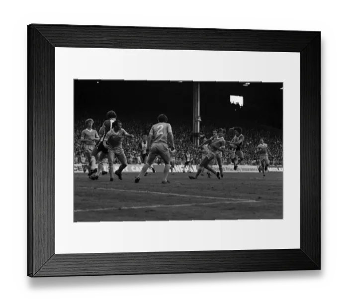 Framed Print : Manchester City 1 v. Southampton 1. September 1981 MF03-11-008