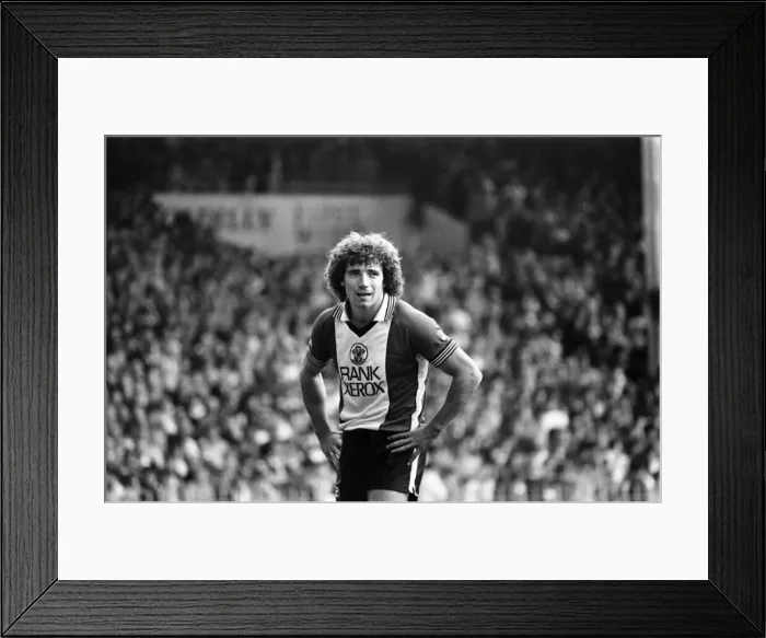 Framed Print : Manchester City 1 v. Southampton 1. Kevin Keegan September