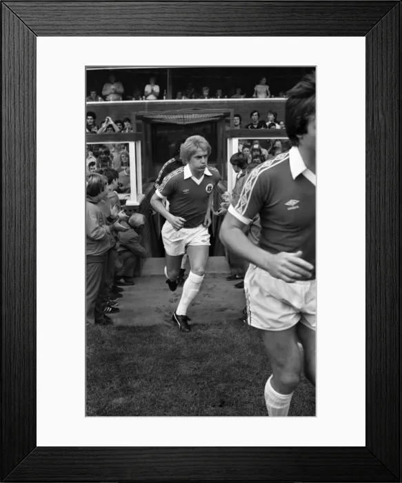 Framed Print : Everton 3 v. Birmingham City 1. August 1981 MF03-06-079 Framed Print : Everton 3 v. Birmingham City 1. August 1981 MF03-06-079