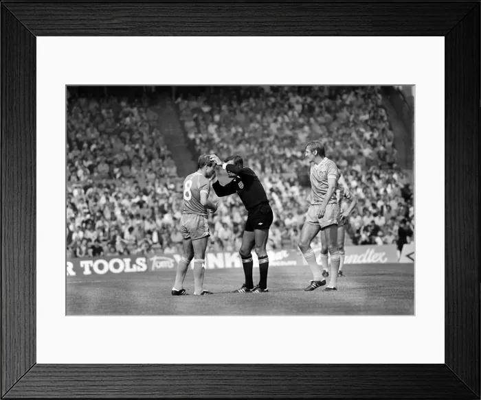 Framed Print : Manchester City v. West Bromwich Albion. August 1981 MF03-07-051 Framed Print : Manchester City v. West Bromwich Albion. August 1981 MF03-07-051