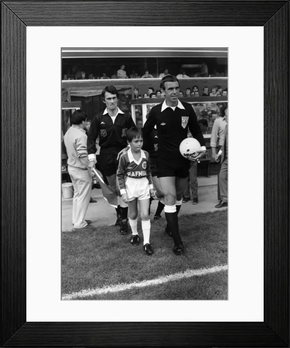 Framed Print : Everton 3 v. Birmingham City 1. August 1981 MF03-06-057