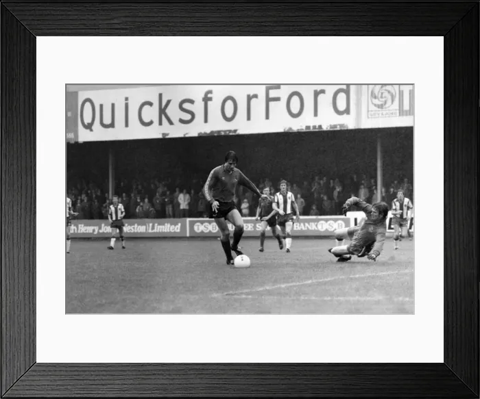 Framed Print : Chester v. Bolton Wanderers. August 1981 MF03-04-014 Local Caption Pre-Season Framed Print : Chester v. Bolton Wanderers. August 1981 MF03-04-014 Local Caption Pre-Season