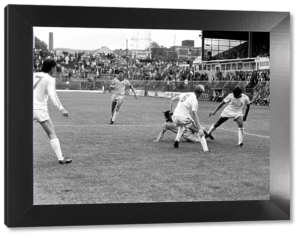 Old Ham v. Everton. August 1981 MF03-03-028 Local Caption Pre-Season Friendly