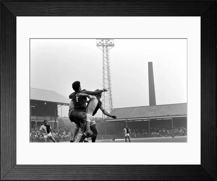 Framed Print : Blackburn Rovers 0 v. Sheffield Wednesday 1. Division Two Football Framed Print : Blackburn Rovers 0 v. Sheffield Wednesday 1. Division Two Football
