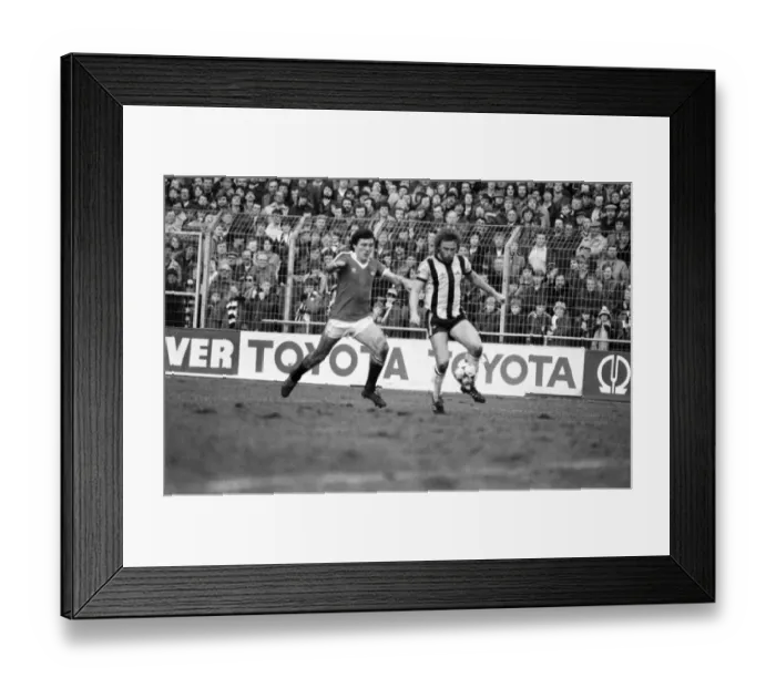 Framed Print : English League Division One match. Notts County 1 v Manchester United 3 Framed Print : English League Division One match. Notts County 1 v Manchester United 3