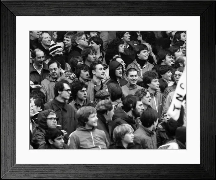 Framed Print : English League Division One match. Notts County 1 v Manchester United 3