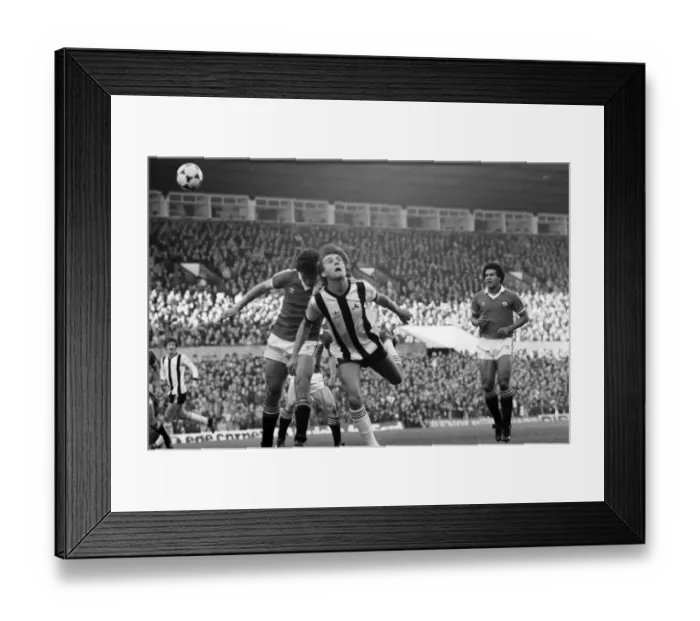 Framed Print : Manchester United 2 v. Notts. County 1. Division 1 Football. October 1981 MF04-12-102