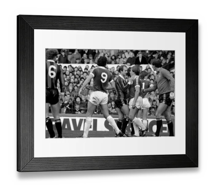 Framed Print : Everton 0 v Manchester City 1. Division 1 Football October 1981 MF04-11-040