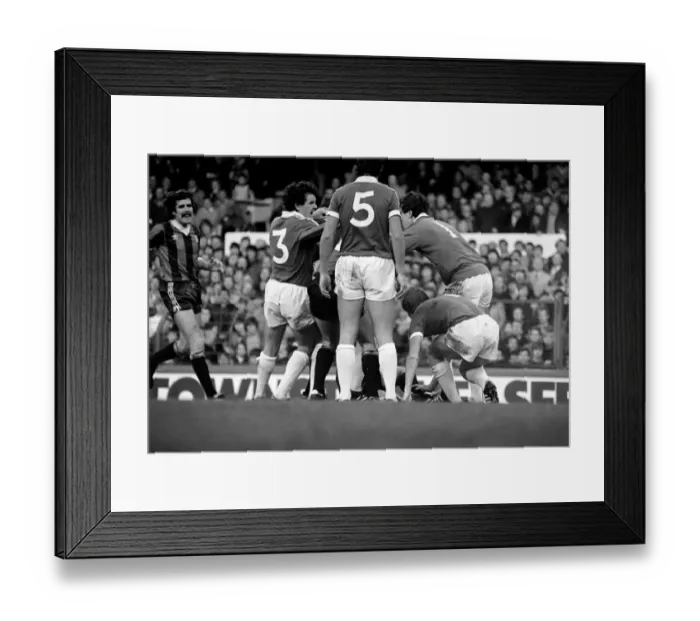 Framed Print : Everton 0 v Manchester City 1. Division 1 Football October 1981 MF04-11-042