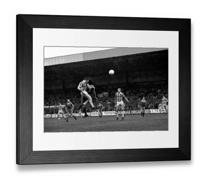 Framed Print : Stoke 1 v. Birmingham 0. Division 1 Football City. October 1981 MF04-10-007