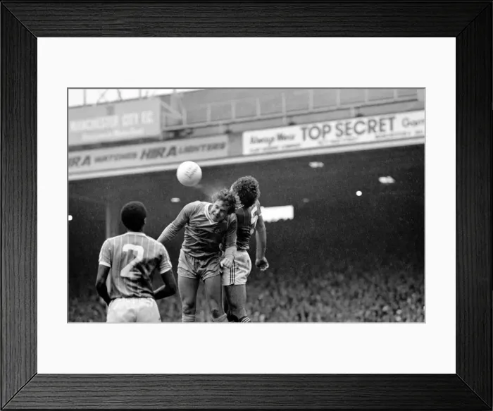 Framed Print : Manchester City 0 v. Notts Forest 0. Division 1 Football October 1981 MF04-07-054