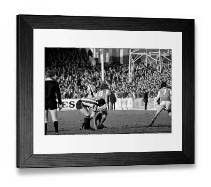 Framed Print : English League Division Two Match. Rotherham United 0 v Newcastle United 0