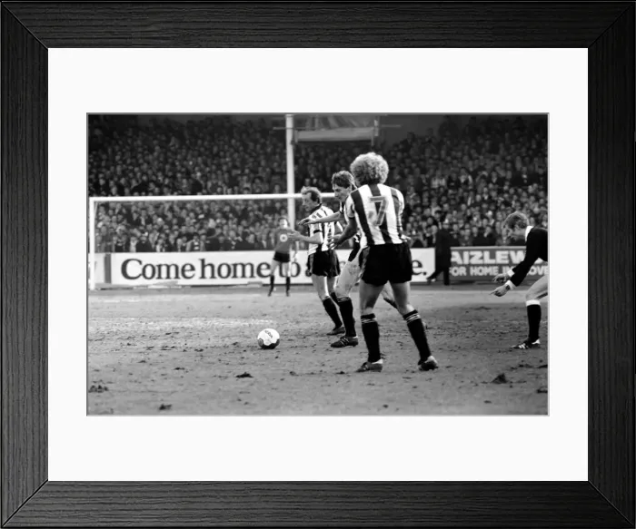 Framed Print : English League Division Two Match. Rotherham United 0 v Newcastle United 0