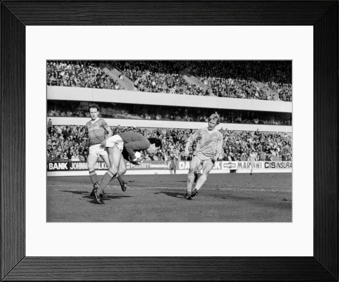 Framed Print : English League Division One match at City Ground. Nottingham Forest 1 v Manchester City 1 Framed Print : English League Division One match at City Ground. Nottingham Forest 1 v Manchester City 1
