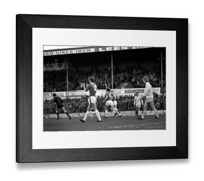 Framed Print : English League Division Two match. Oldham Athletic 1 v Chelsea 0 Framed Print : English League Division Two match. Oldham Athletic 1 v Chelsea 0