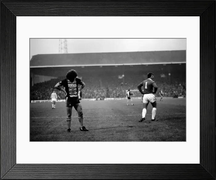 Framed Print : English League Division One match. Stoke City 0 v Southampton 2 Framed Print : English League Division One match. Stoke City 0 v Southampton 2