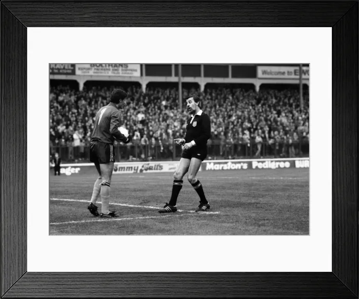 Framed Print : English League Division Two match. Blackburn Rovers 0 v Luton Town 1 Framed Print : English League Division Two match. Blackburn Rovers 0 v Luton Town 1