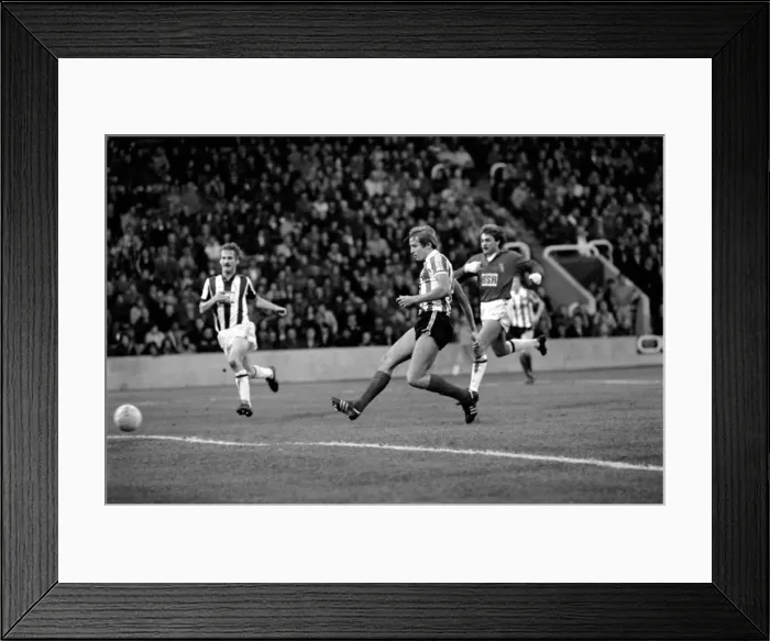 Framed Print : English League Division One match. West Bromwich Albion 1 v Stoke City 2