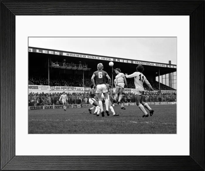 Framed Print : English League Division Two match. Oldham Athletic 1 v Chelsea 0 Framed Print : English League Division Two match. Oldham Athletic 1 v Chelsea 0