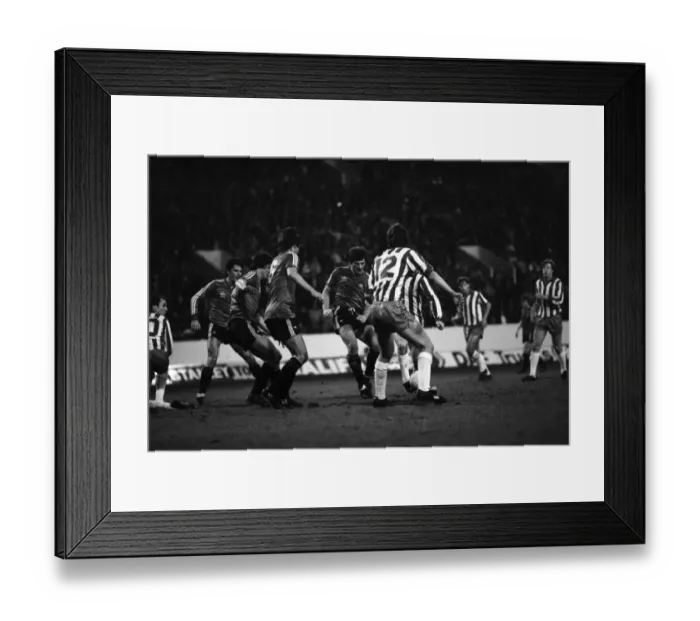 Framed Print : English League Division Two match. Sheffield Wednesday 1 v Queens Park Rangers 3 Framed Print : English League Division Two match. Sheffield Wednesday 1 v Queens Park Rangers 3