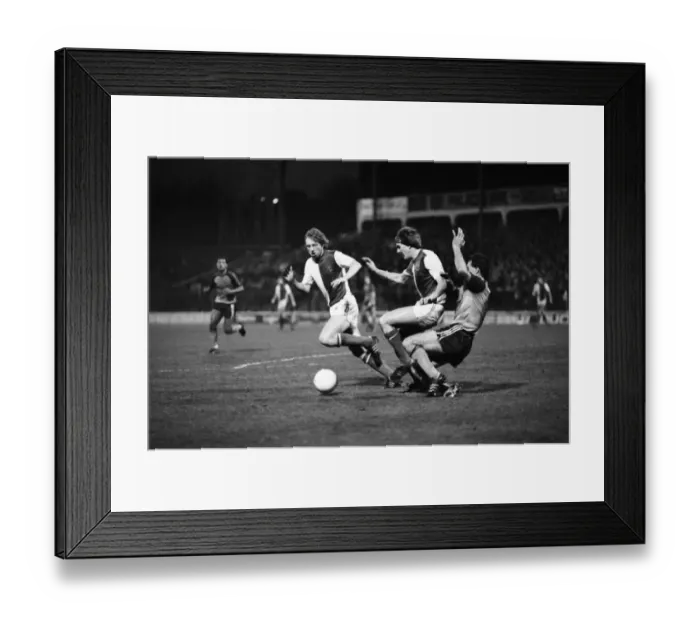 Framed Print : English League Division Two match. Blackburn Rovers 0 v Luton Town 1 Framed Print : English League Division Two match. Blackburn Rovers 0 v Luton Town 1