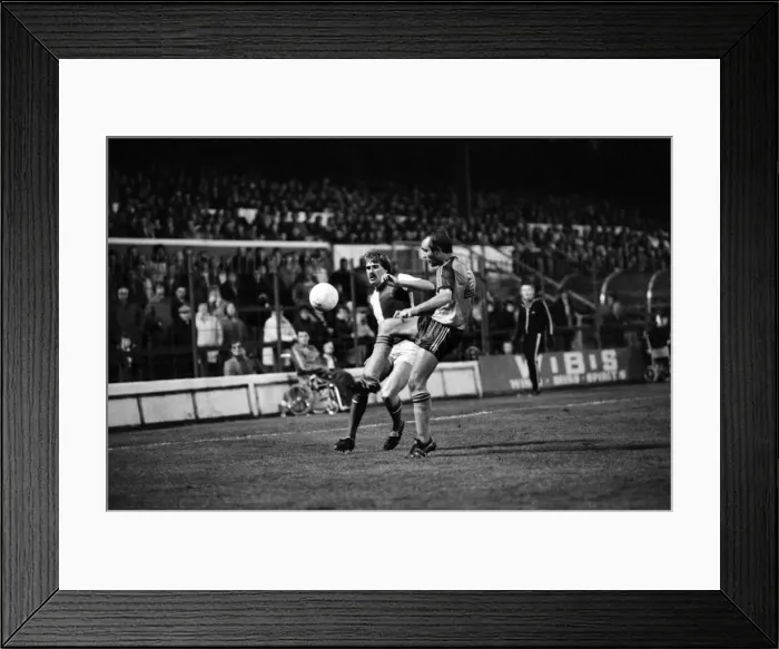 Framed Print : English League Division Two match. Blackburn Rovers 0 v Luton Town 1 Framed Print : English League Division Two match. Blackburn Rovers 0 v Luton Town 1