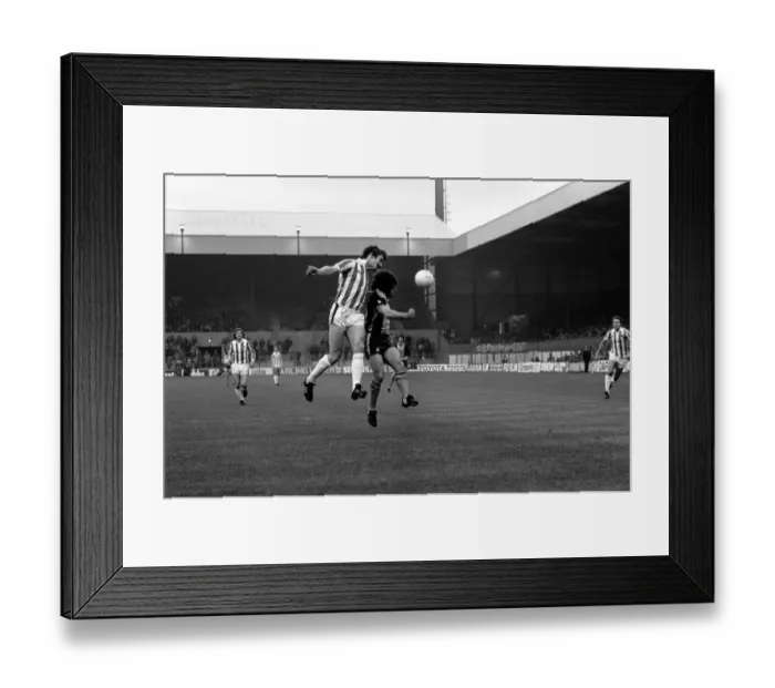 Framed Print : English League Division One match. Stoke City 0 v Southampton 2