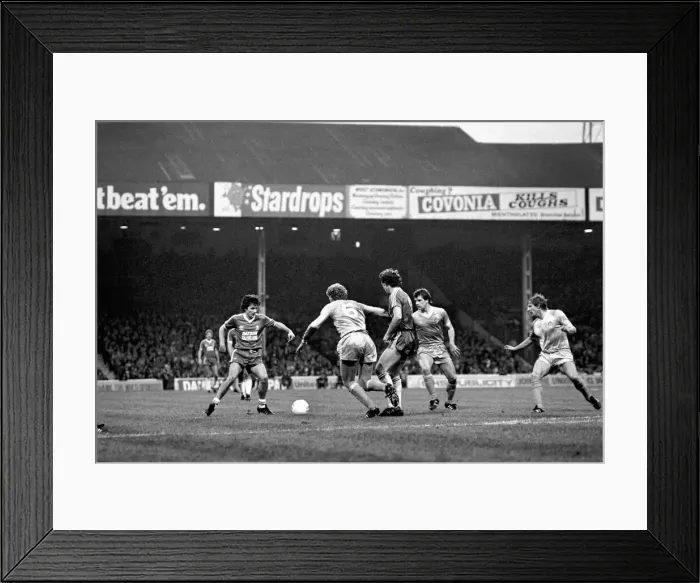 Framed Print : English League Division One match at Maine Road. Manchester City 3 v Middlesbrough 2 Framed Print : English League Division One match at Maine Road. Manchester City 3 v Middlesbrough 2