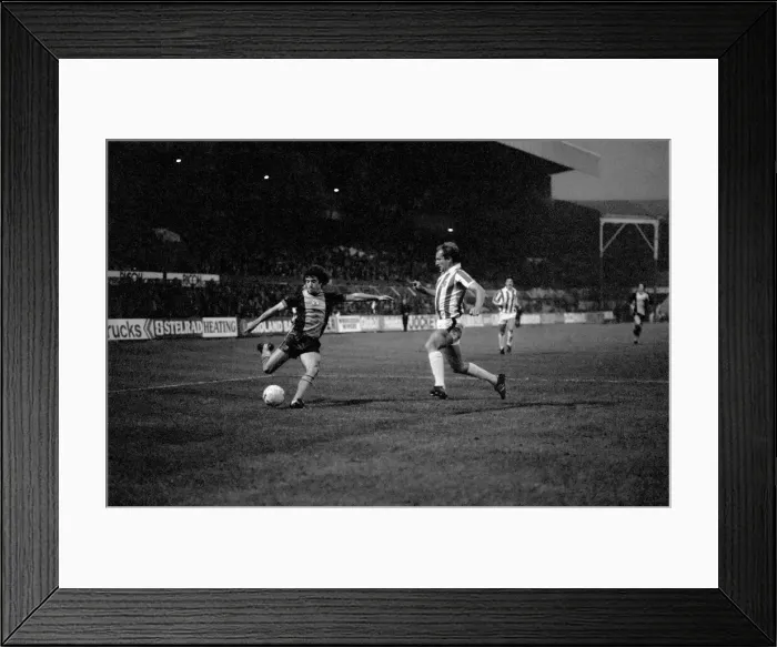 Framed Print : English League Division One match. Stoke City 0 v Southampton 2 Framed Print : English League Division One match. Stoke City 0 v Southampton 2