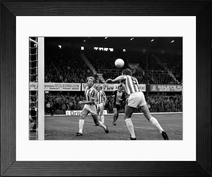 Framed Print : English League Division One match. Stoke City 0 v Southampton 2 Framed Print : English League Division One match. Stoke City 0 v Southampton 2