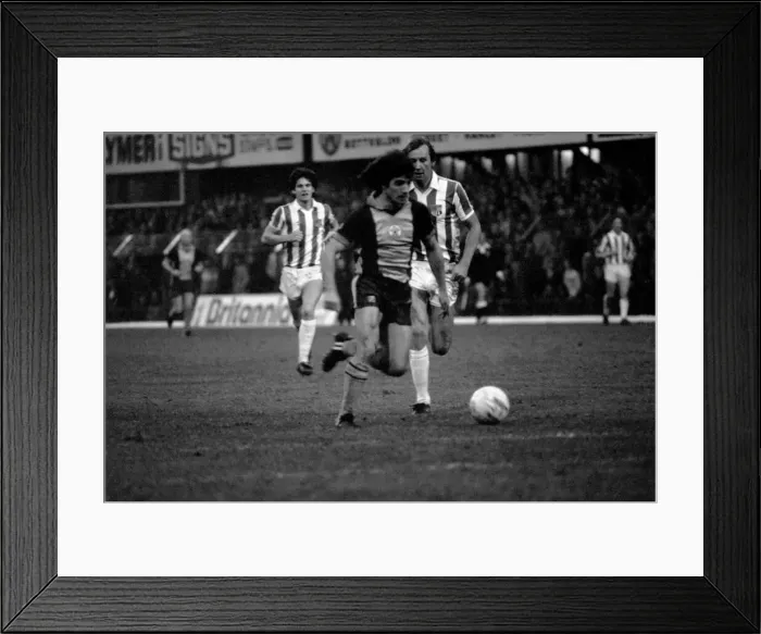 Framed Print : English League Division One match. Stoke City 0 v Southampton 2 Framed Print : English League Division One match. Stoke City 0 v Southampton 2