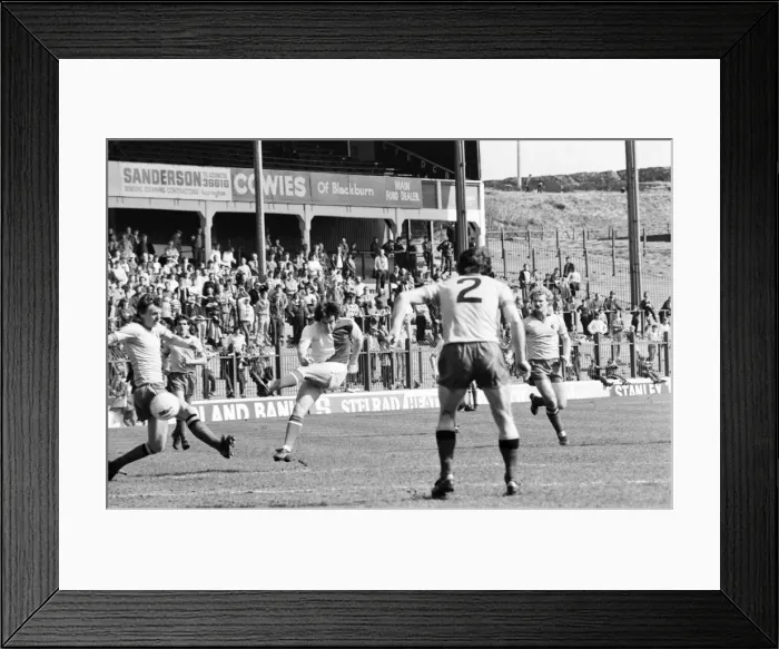 Framed Print : Blackburn Rovers 1 v. Watford 2. April 1982 MF06-29-043 Local Caption Division 1 Framed Print : Blackburn Rovers 1 v. Watford 2. April 1982 MF06-29-043 Local Caption Division 1