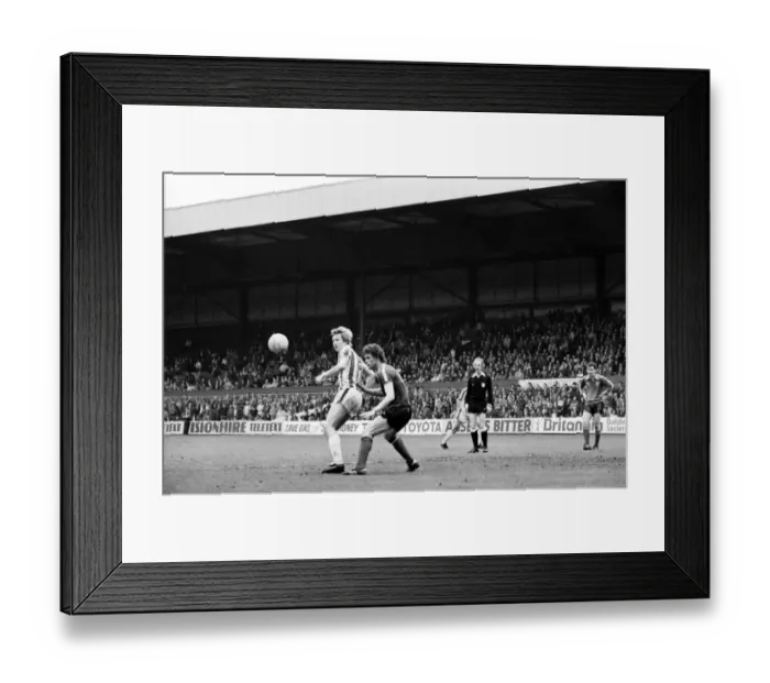 Framed Print : Stoke City 2 v. Sunderland 0. Division One Football. April 1981 MF02-18-055