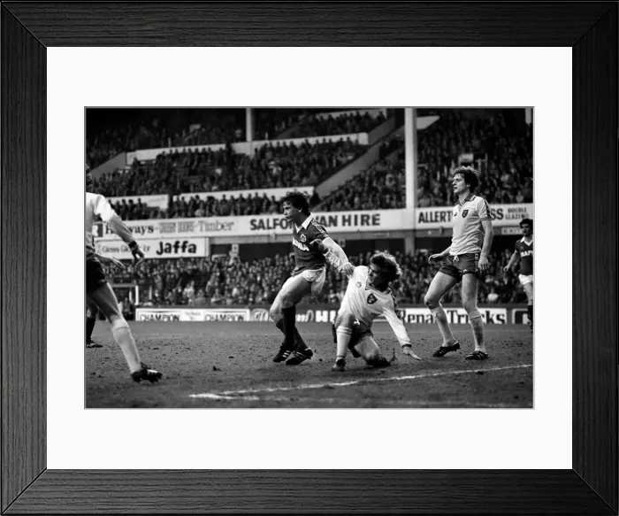 Framed Print : Everton 0 v. Norwich City 2. Division One Football. April 1981 MF02-13-020
