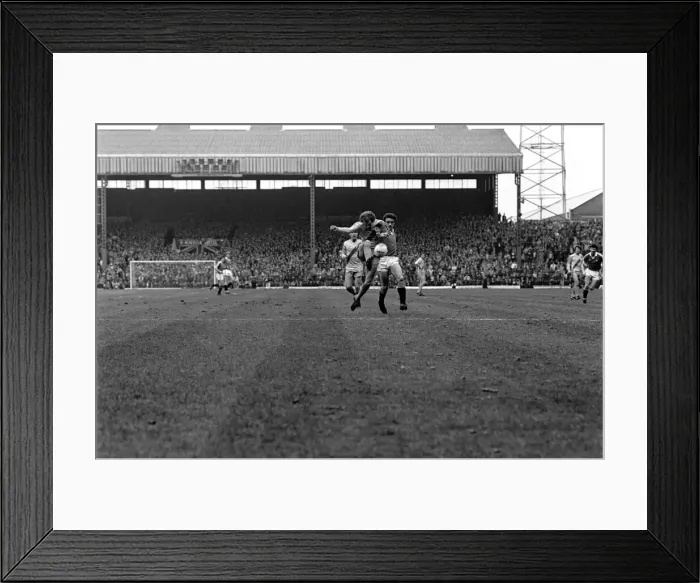 Framed Print : Manchester United 1 v. Crystal Palace 0. Division One Football. April 1981 MF02-12-022 Framed Print : Manchester United 1 v. Crystal Palace 0. Division One Football. April 1981 MF02-12-022