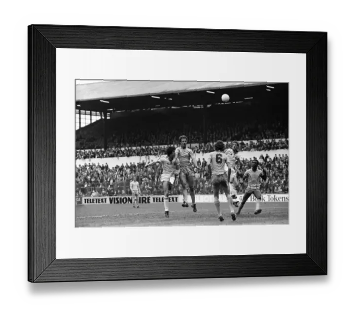 Framed Print : Leeds United 3 v. Coventry 0. Division 1 Football. April 1981 MF02-11-054 Framed Print : Leeds United 3 v. Coventry 0. Division 1 Football. April 1981 MF02-11-054
