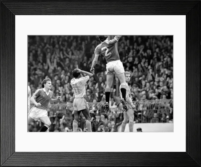 Framed Print : Manchester United 1 v. Crystal Palace 0. Division One Football. April 1981 MF02-12-068 Framed Print : Manchester United 1 v. Crystal Palace 0. Division One Football. April 1981 MF02-12-068