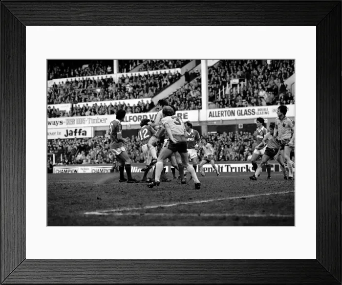 Framed Print : Everton 0 v. Norwich City 2. Division One Football. April 1981 MF02-13-021 Framed Print : Everton 0 v. Norwich City 2. Division One Football. April 1981 MF02-13-021