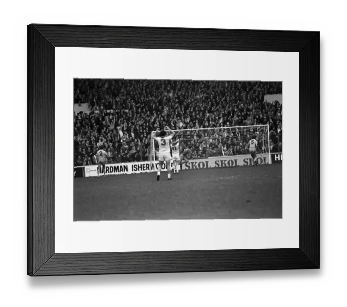 Framed Print : Leeds United 3 v. Coventry 0. Division 1 Football. April 1981 MF02-11-039 Framed Print : Leeds United 3 v. Coventry 0. Division 1 Football. April 1981 MF02-11-039